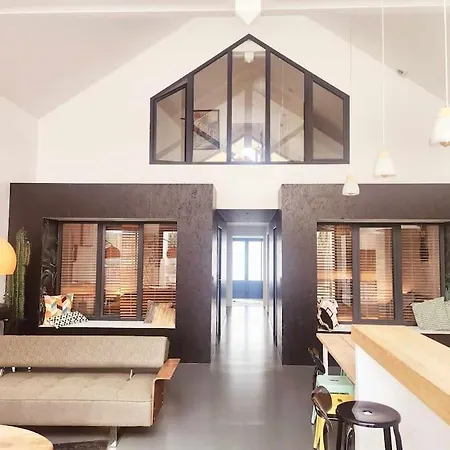 Appartement Loft Ludique Avec Piscine *